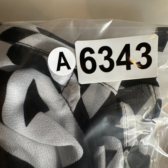 Catherines Plus Poncho Top Shirt Womens 0X/1X Blouse Short Sleeve Boho - Picture 15 of 15